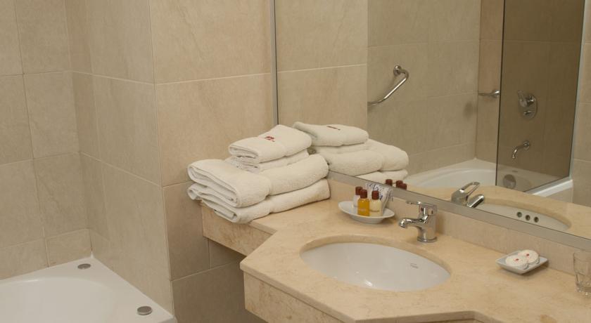 Hotel Premier San Miguel de Tucuman Bagian luar foto